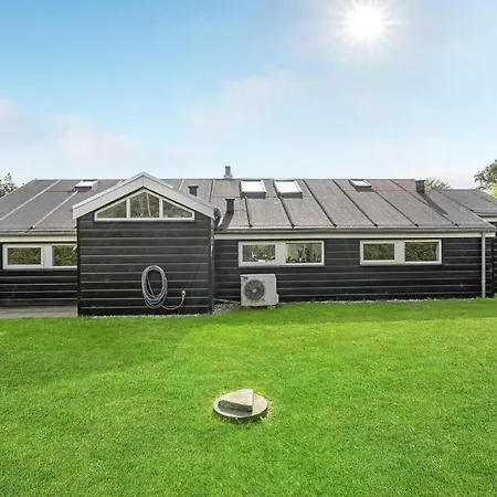 Holiday home Lovely In Hjorring With Kitchen *
