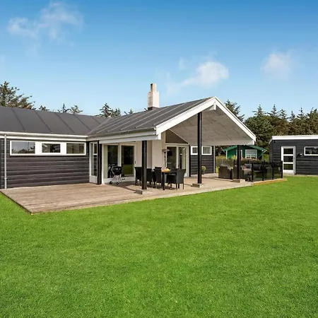 Lovely In Hjorring With Kitchen Holiday home Vester Vidstrup