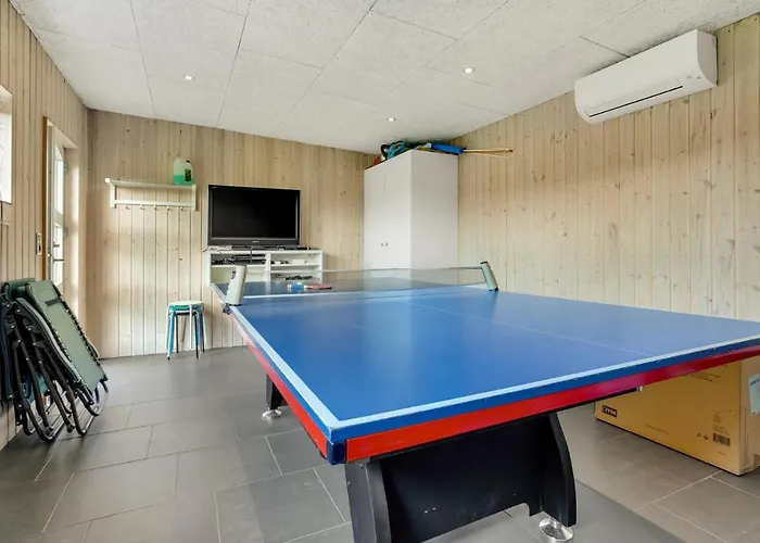 בית נופש With Fireplace 02 *